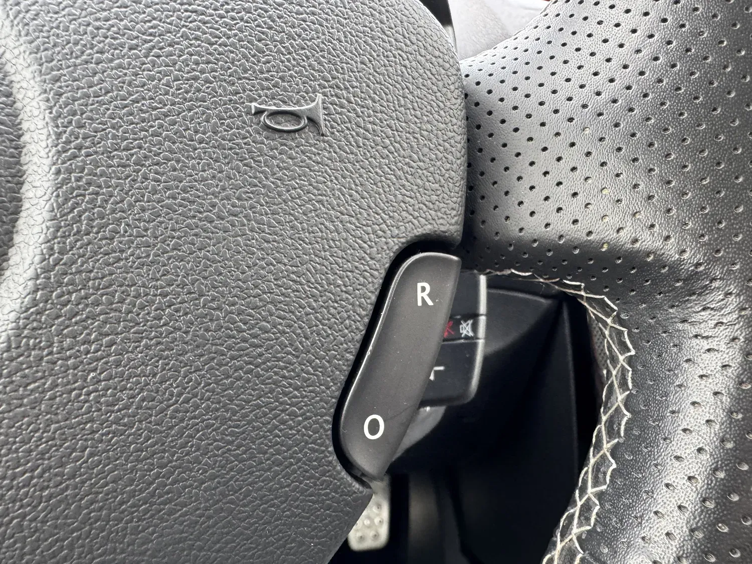 RENAULT CLIO III 2.0 16V 203 RS ANGE&DEMON