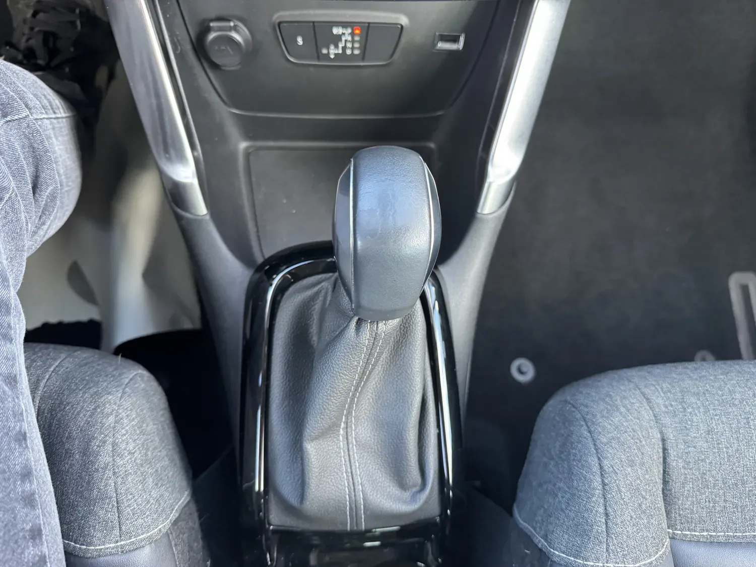 CITROEN C3 AIRCROSS 1.2 130 SHINE PACK EAT6