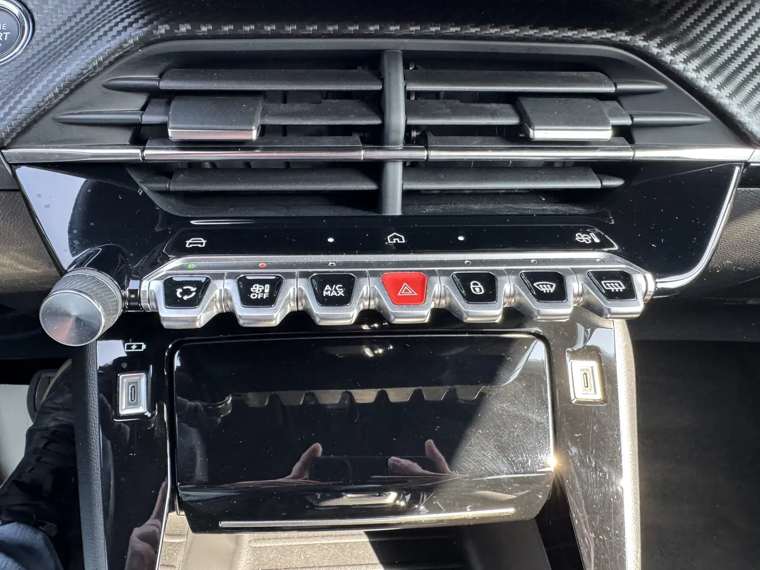 PEUGEOT 2008 1.2 HYBRID 145 ALLURE E-DCS