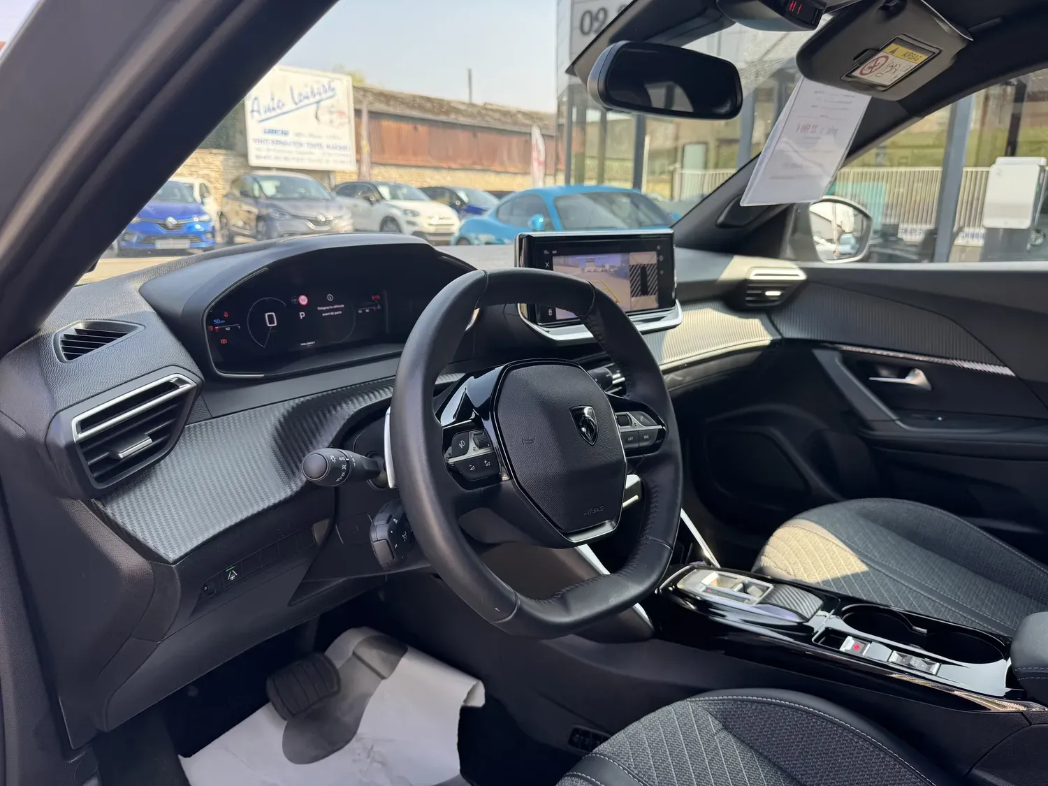 PEUGEOT 2008 1.2 HYBRID 145 ALLURE E-DCS