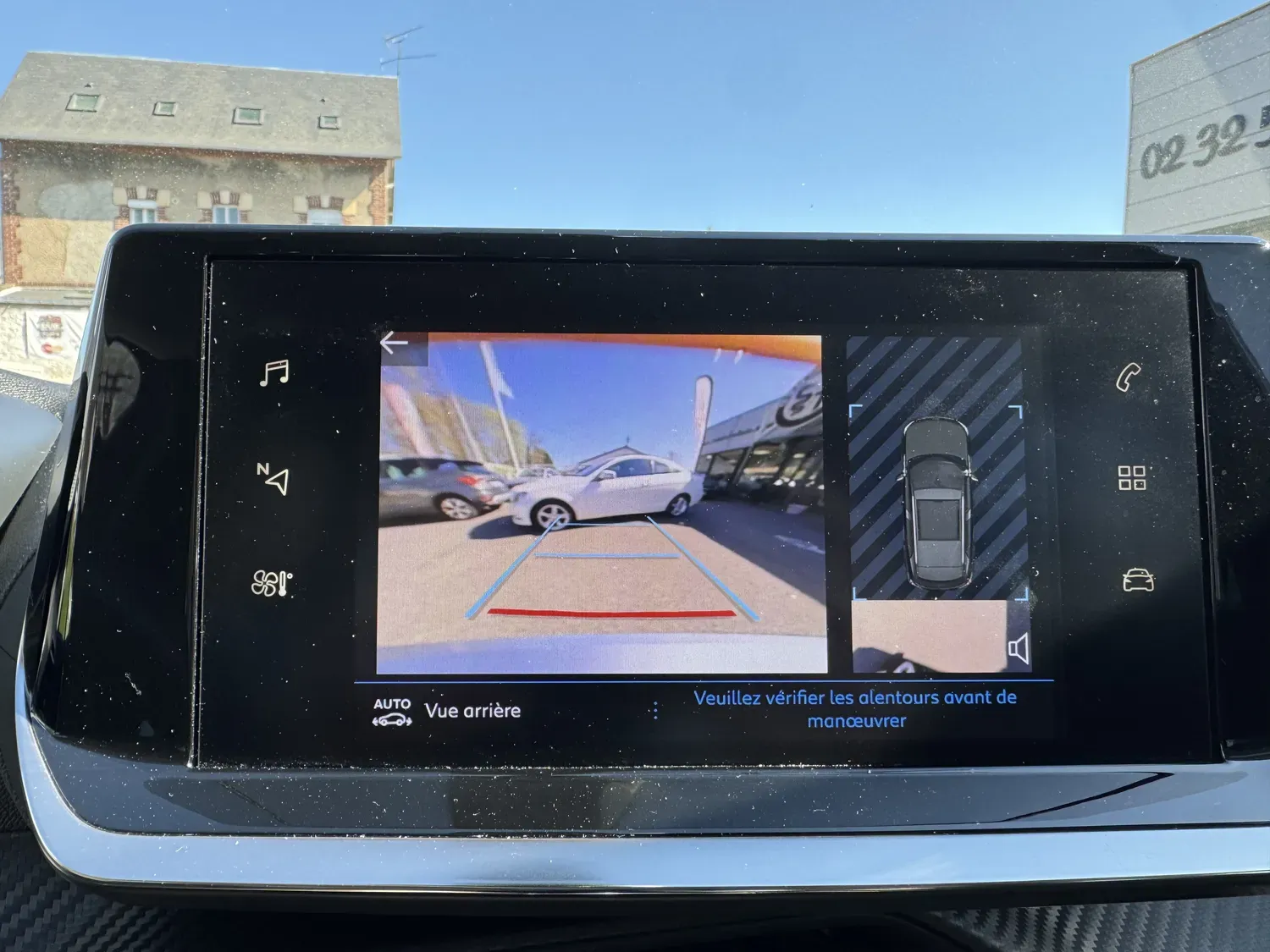 PEUGEOT 2008 1.2 100 ALLURE