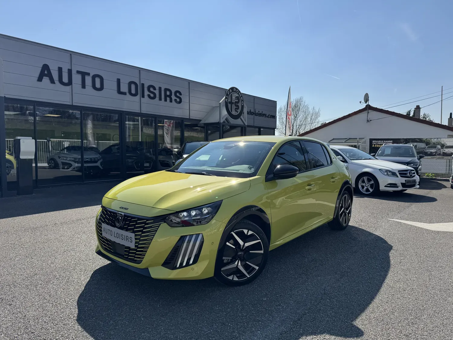 PEUGEOT 208 1.2 HYBRID 145 ALLURE E-DCS