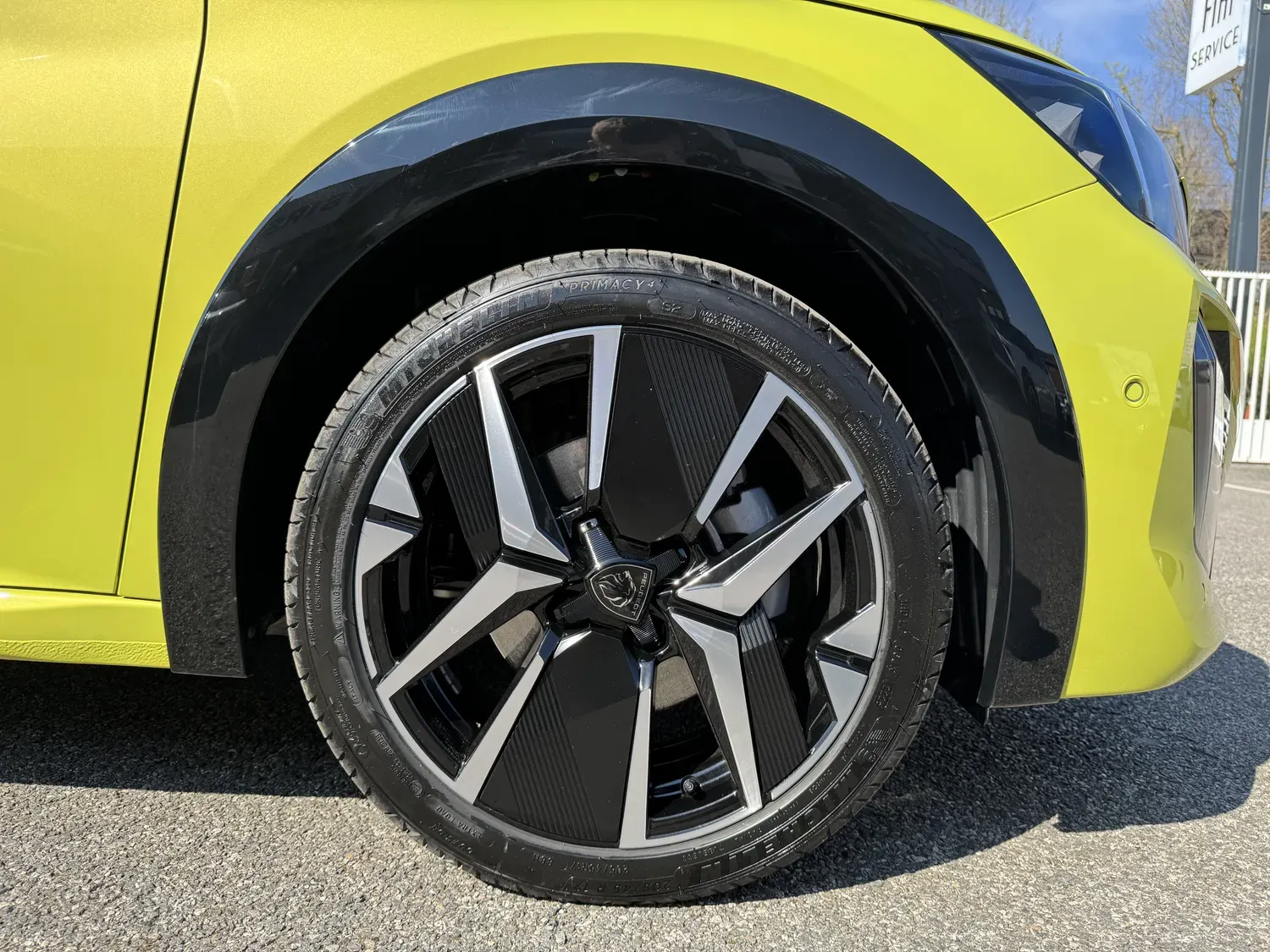 PEUGEOT 208 1.2 HYBRID 145 ALLURE E-DCS