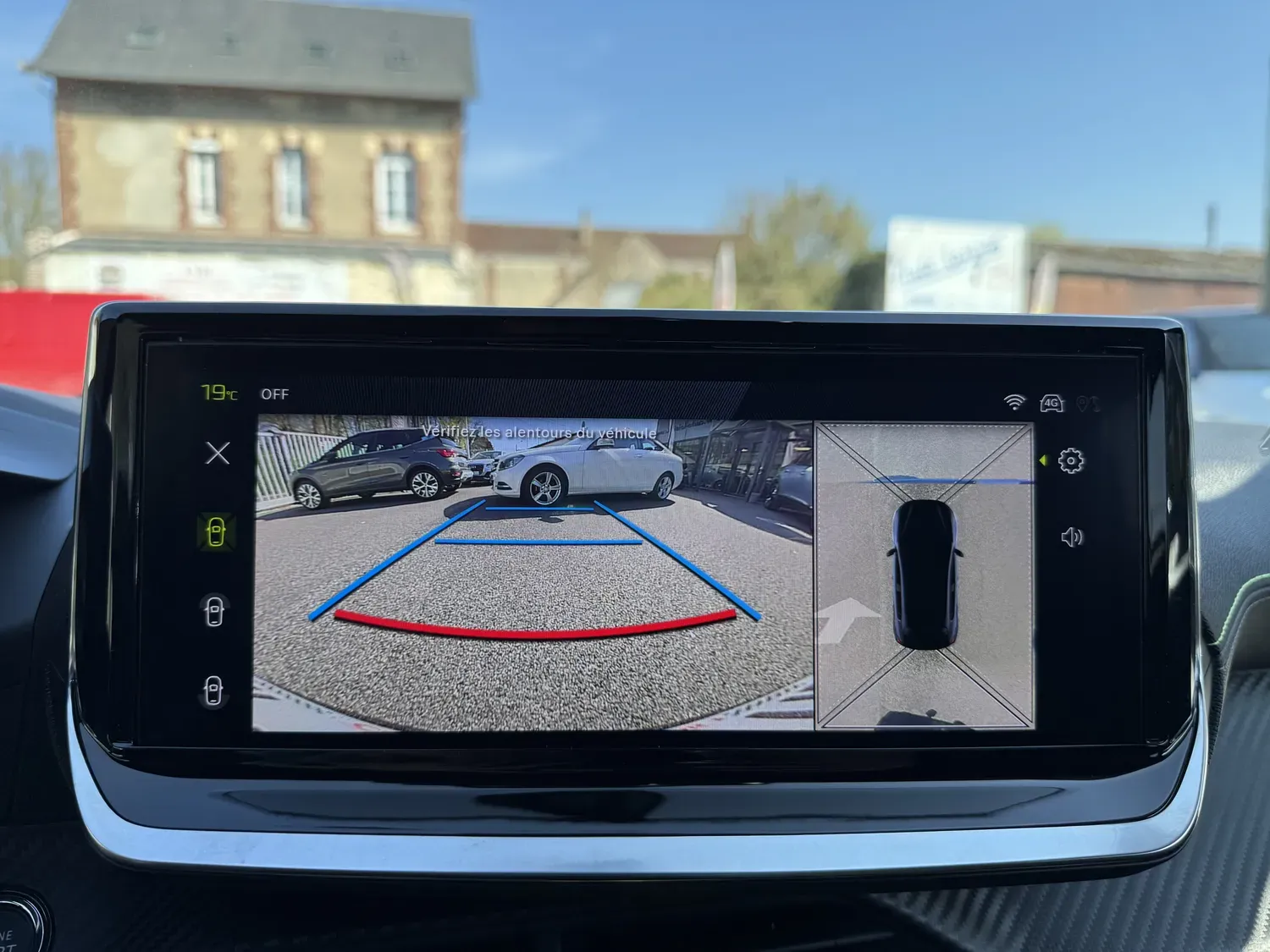 PEUGEOT 208 1.2 HYBRID 145 ALLURE E-DCS