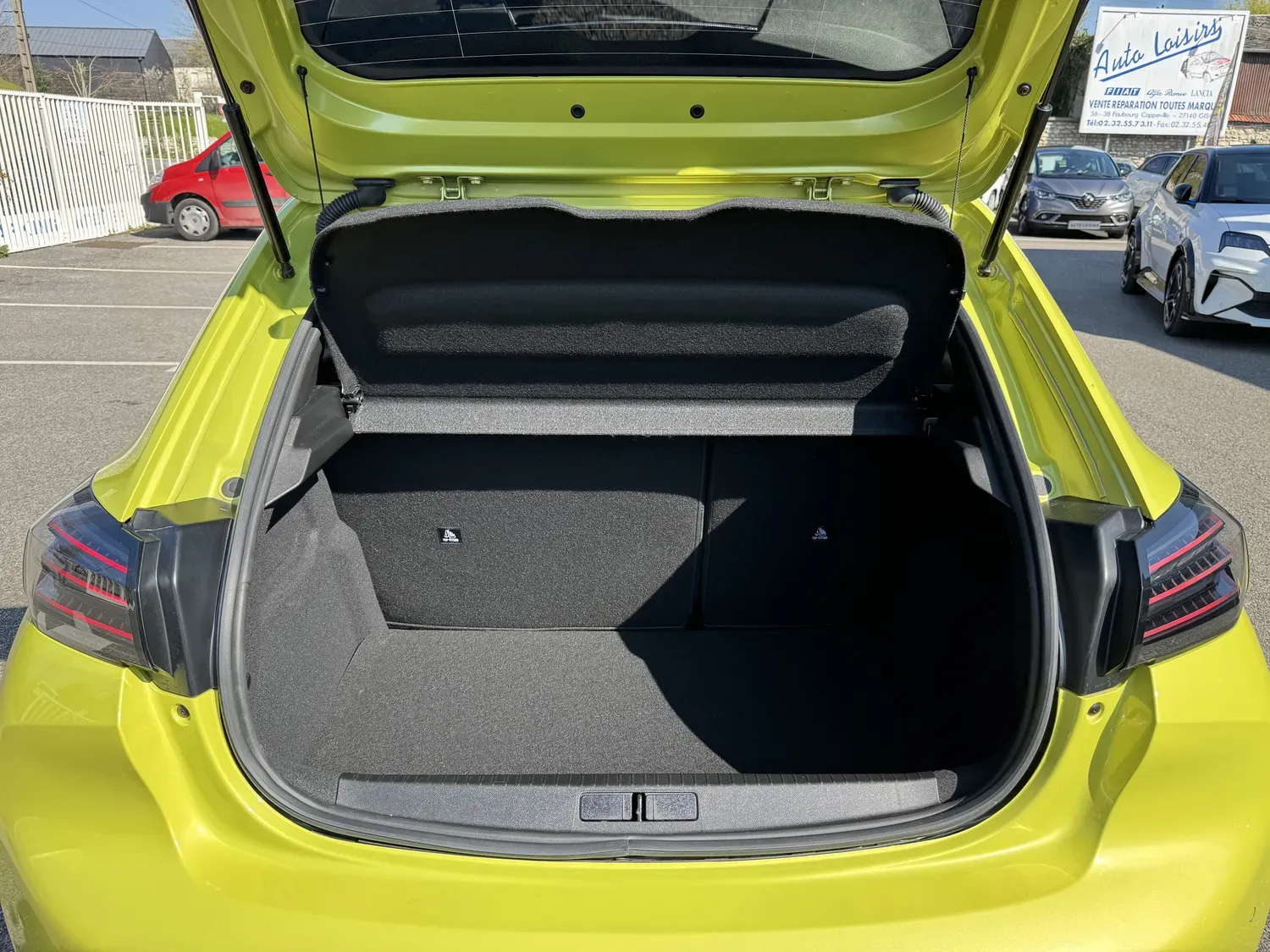 PEUGEOT 208 1.2 HYBRID 145 ALLURE E-DCS