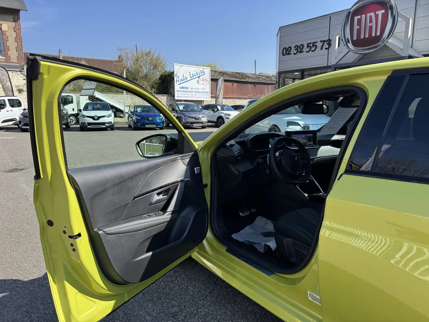 PEUGEOT 208 1.2 HYBRID 145 ALLURE E-DCS