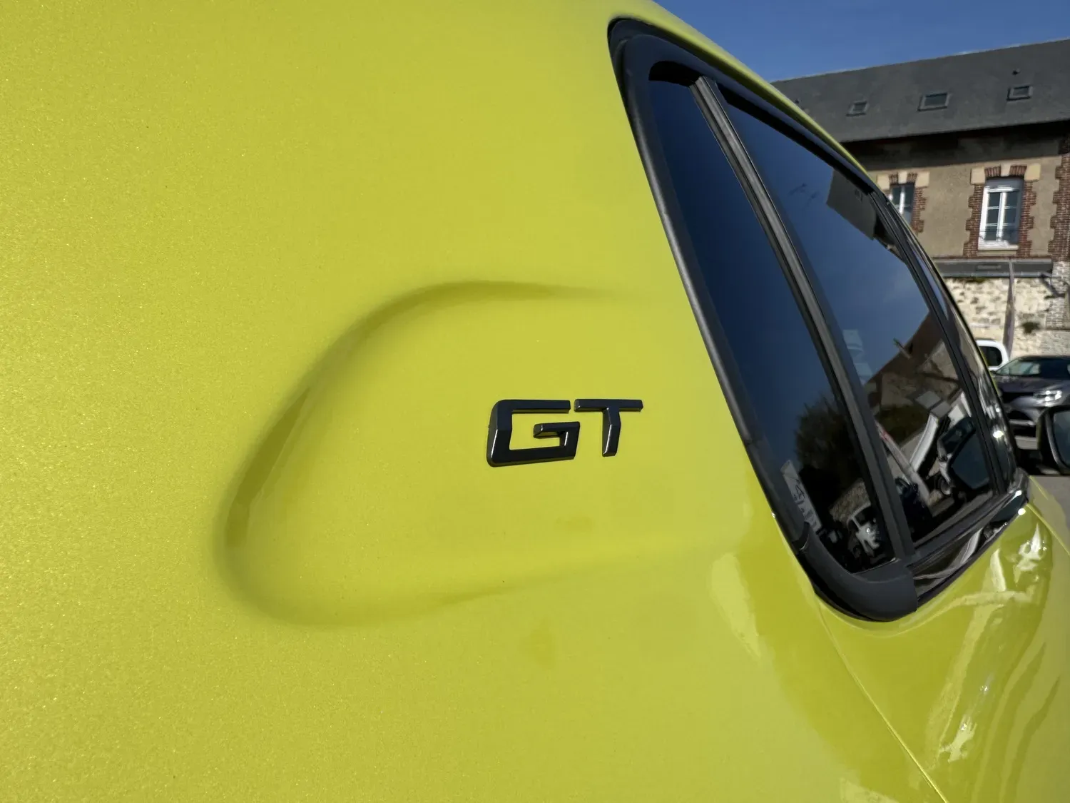 PEUGEOT 208 1.2 HYBRID 145 ALLURE E-DCS