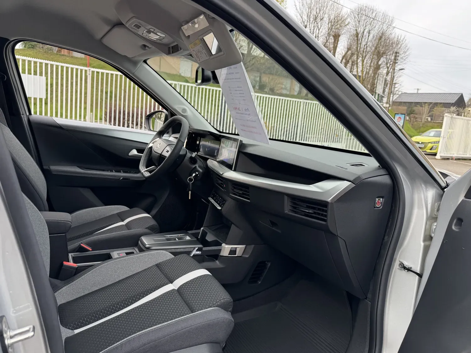 OPEL FRONTERA 1.2 TURBO HYBRID 136 GS 7 PLACES