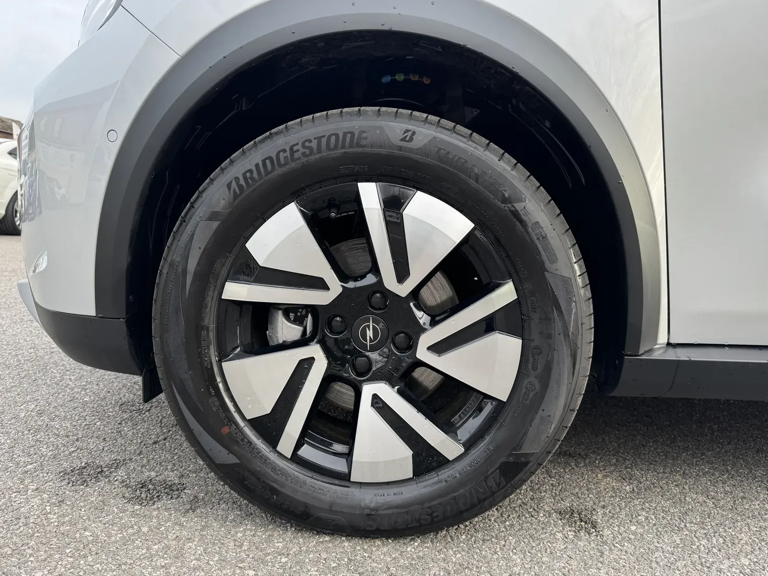 OPEL FRONTERA 1.2 TURBO HYBRID 136 GS 7 PLACES