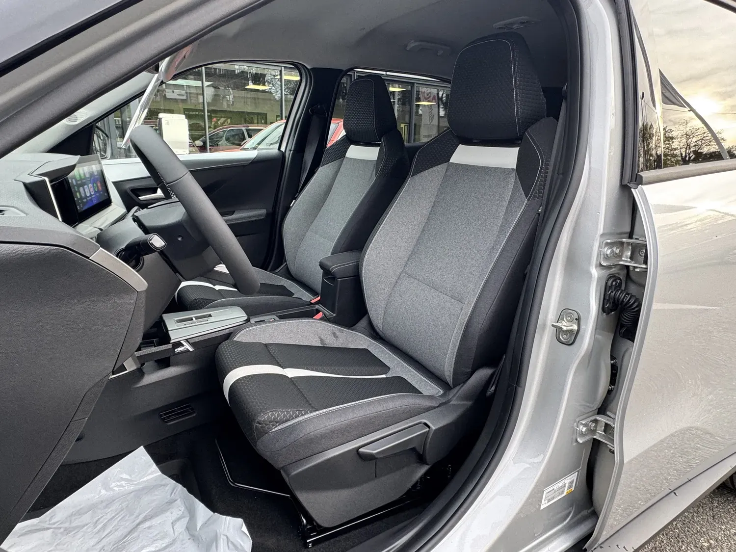 OPEL FRONTERA 1.2 TURBO HYBRID 136 GS 7 PLACES