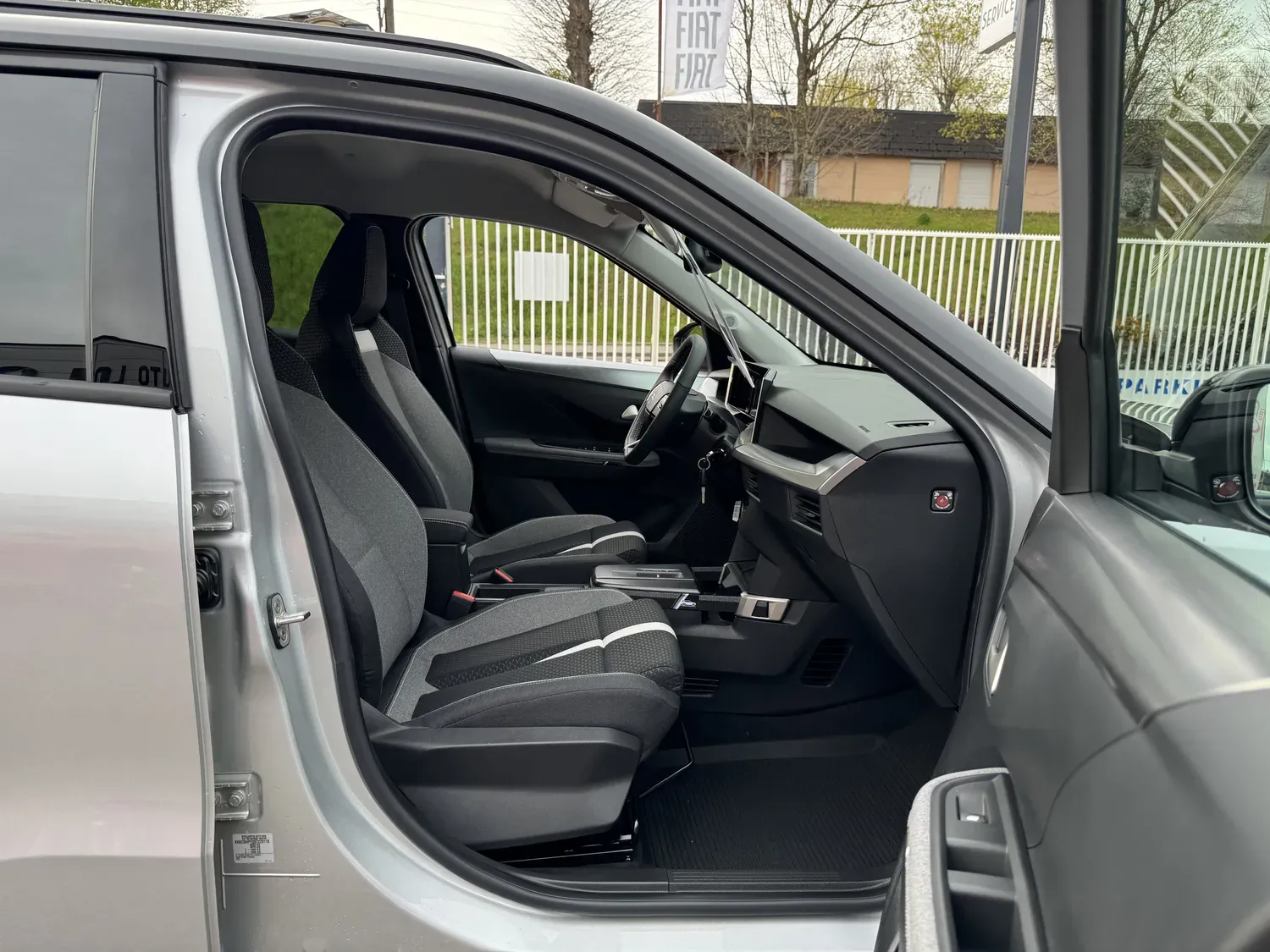 OPEL FRONTERA 1.2 TURBO HYBRID 136 GS 7 PLACES