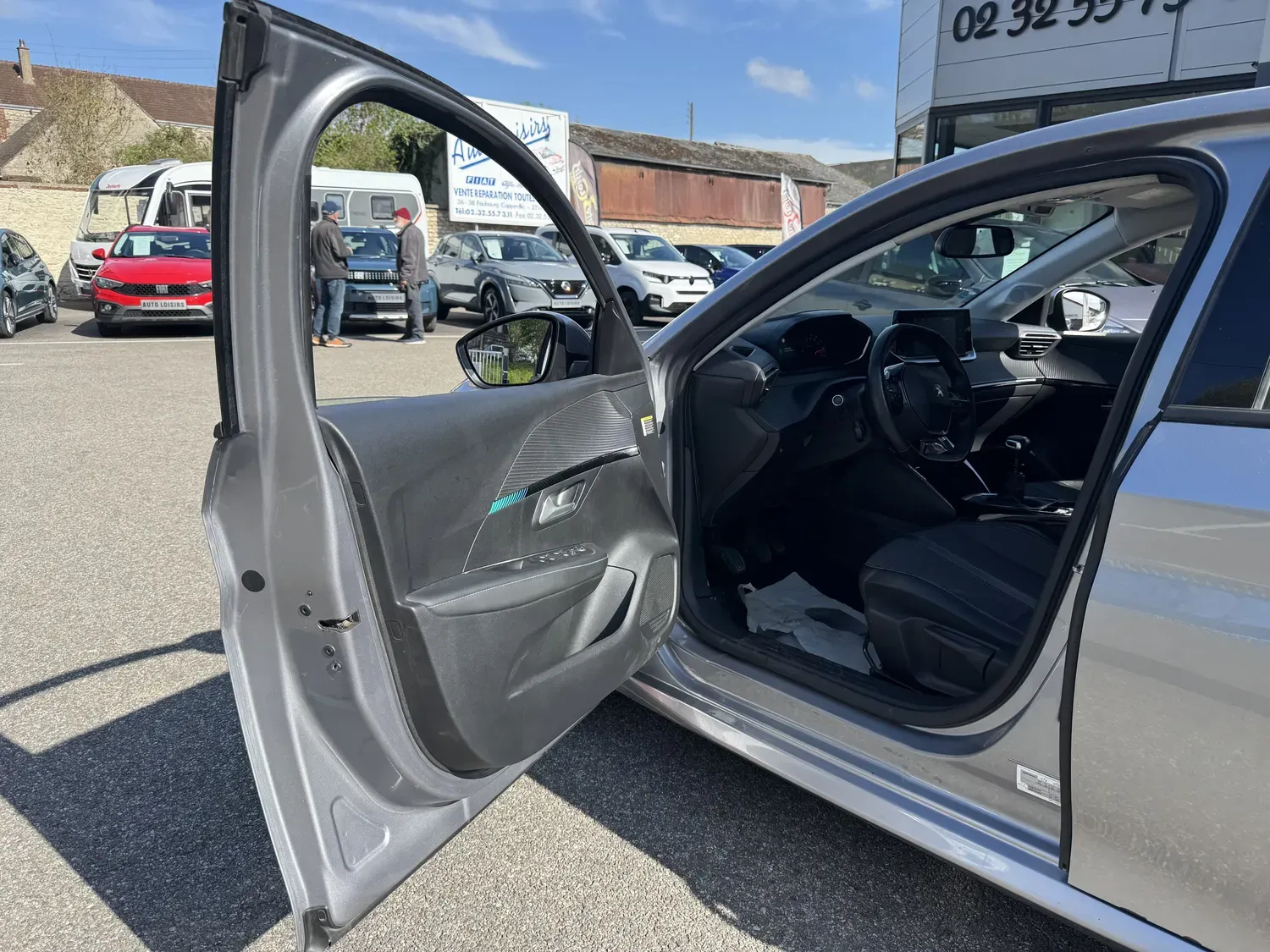 PEUGEOT 208 1.2 100 ALLURE