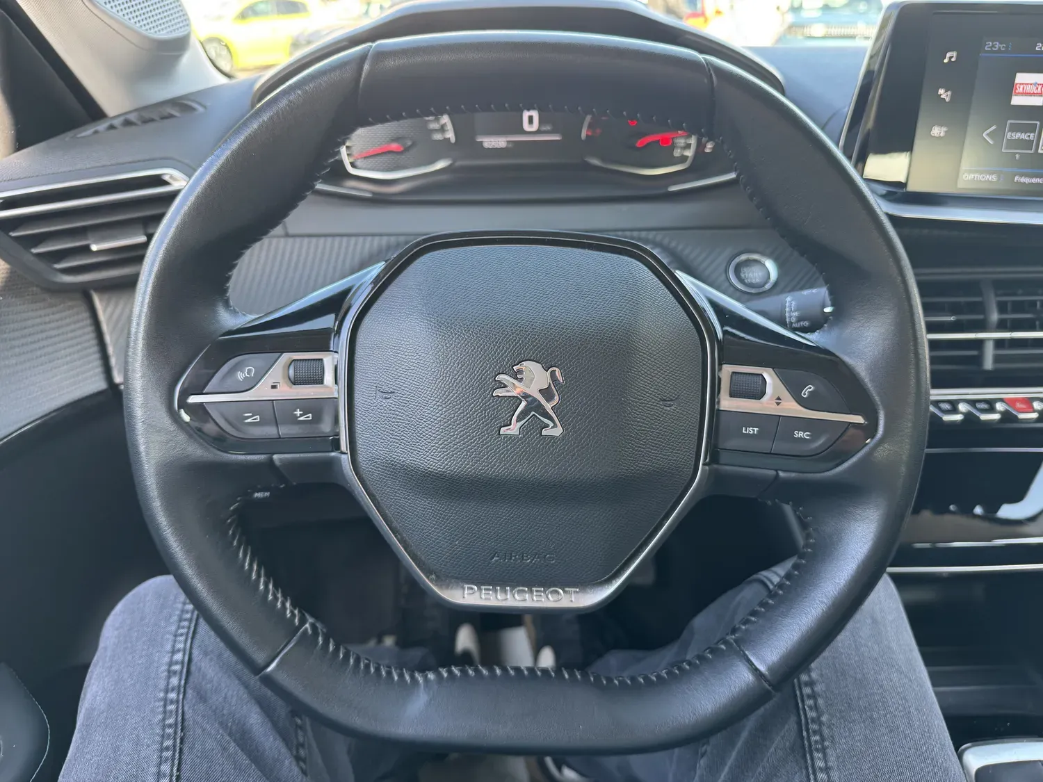 PEUGEOT 208 1.2 100 ALLURE