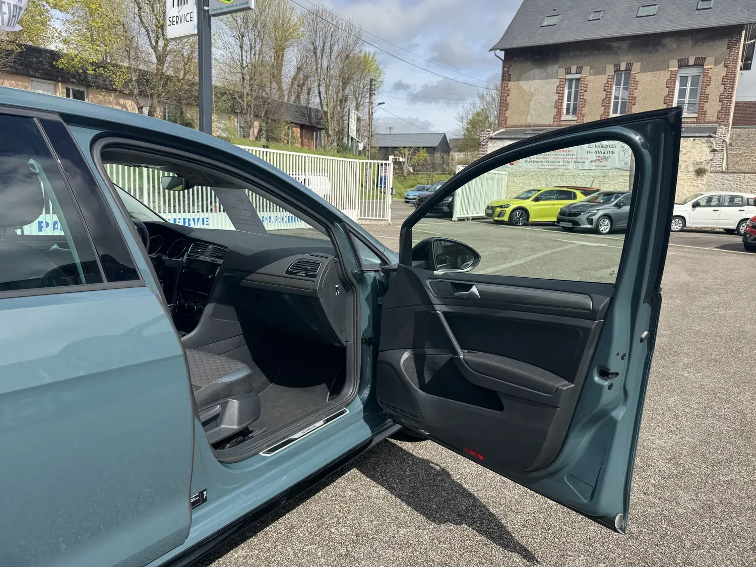 VOLKSWAGEN GOLF VIII 1.5 ETSI 150 R-LINE DSG7