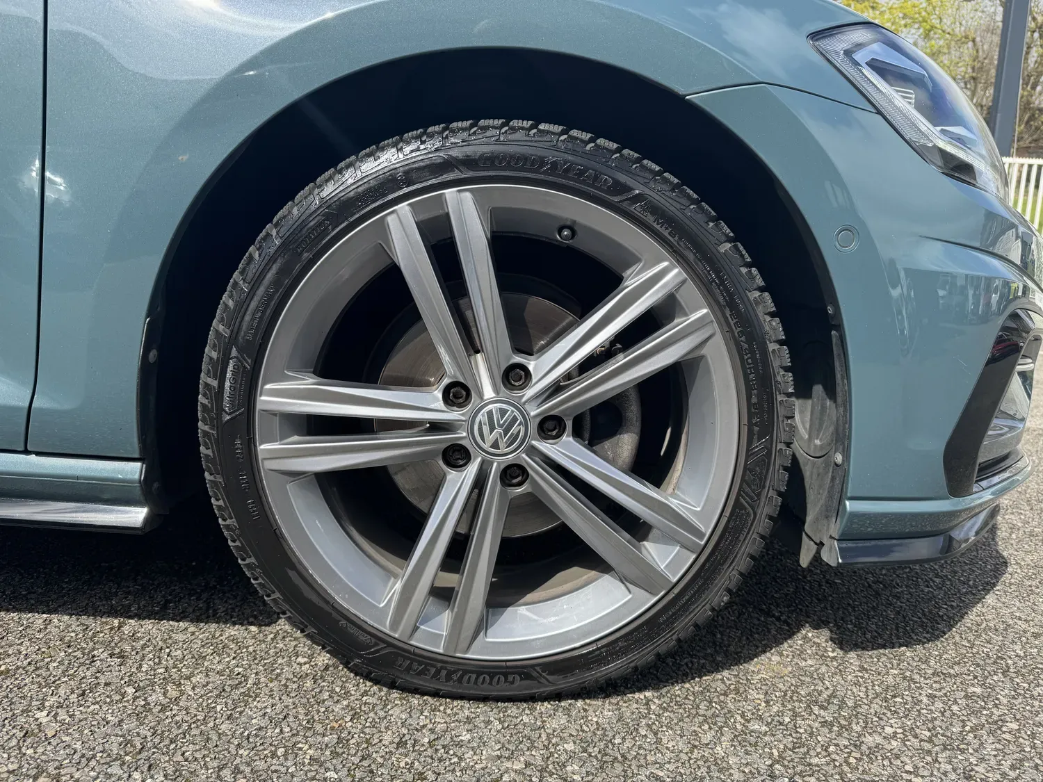 VOLKSWAGEN GOLF VIII 1.5 ETSI 150 R-LINE DSG7