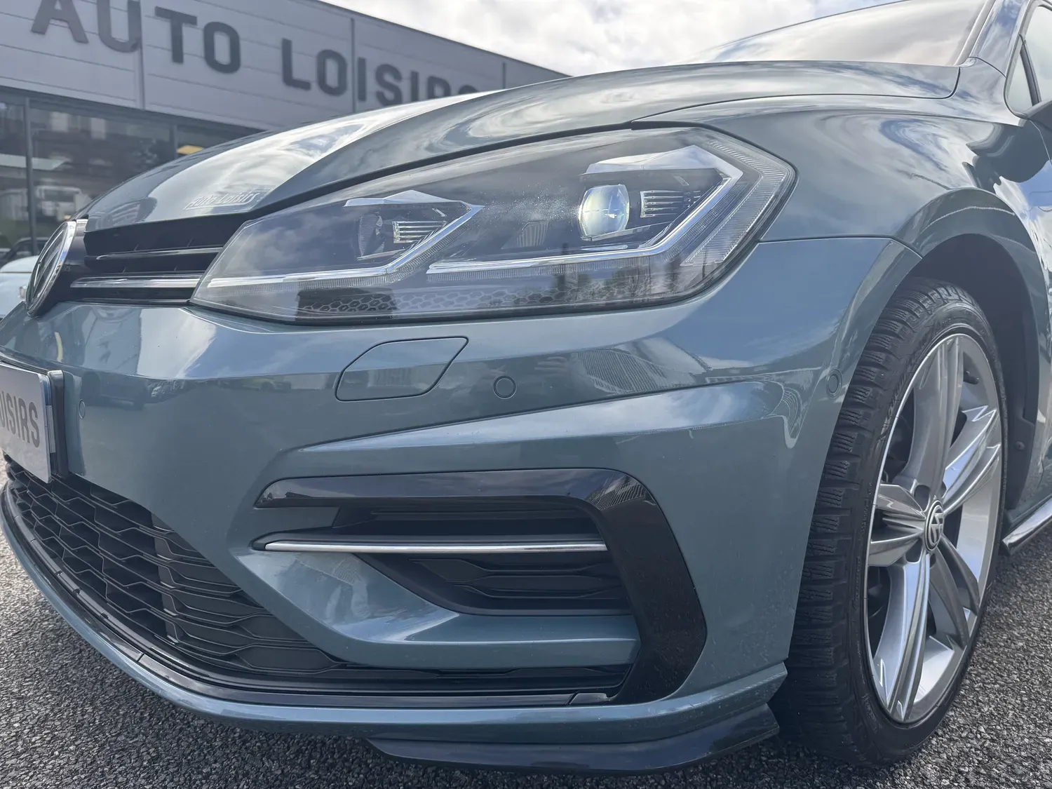VOLKSWAGEN GOLF VIII 1.5 ETSI 150 R-LINE DSG7