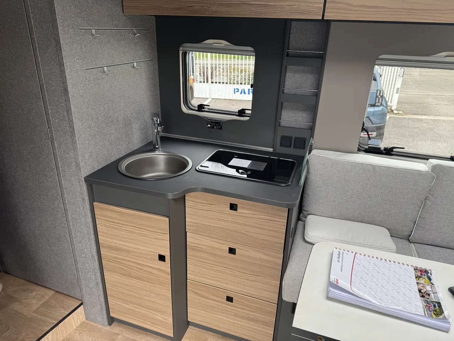 FIAT DUCATO IV PLANCHER CABINE 2.2 L3 3.5 T MAXI DIESEL 180 AUTOMATIQUE