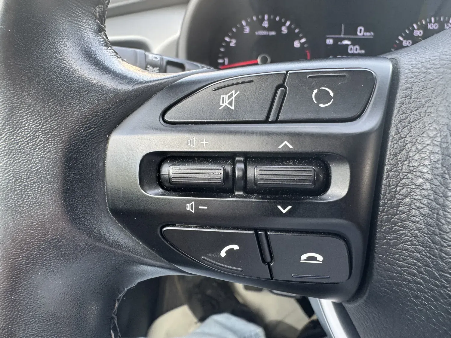 KIA RIO 1.2 84 ACTIVE