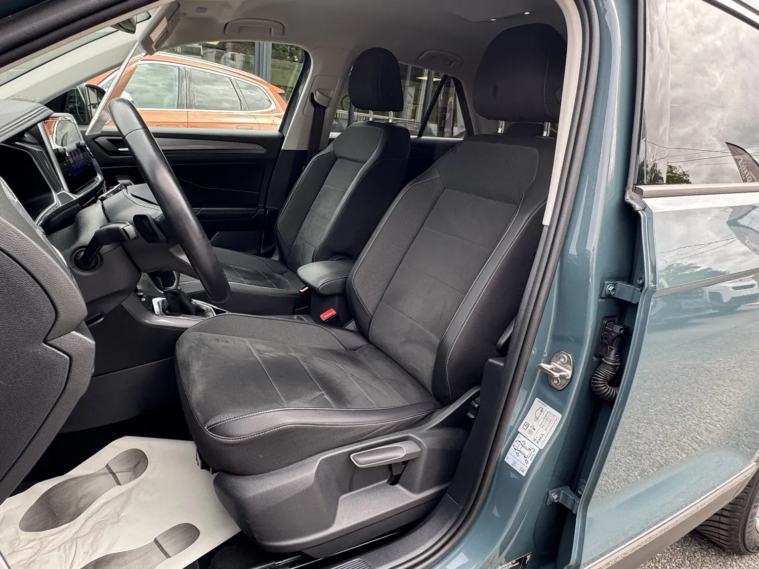 VOLKSWAGEN T-ROC 1.5 TSI 150