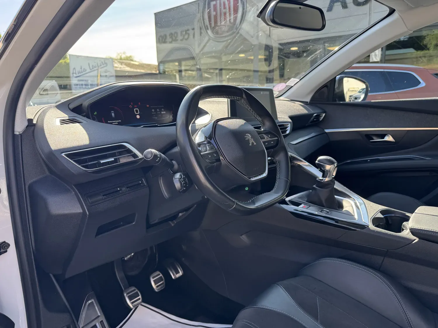 PEUGEOT 3008 1.2 130 CROSSWAY