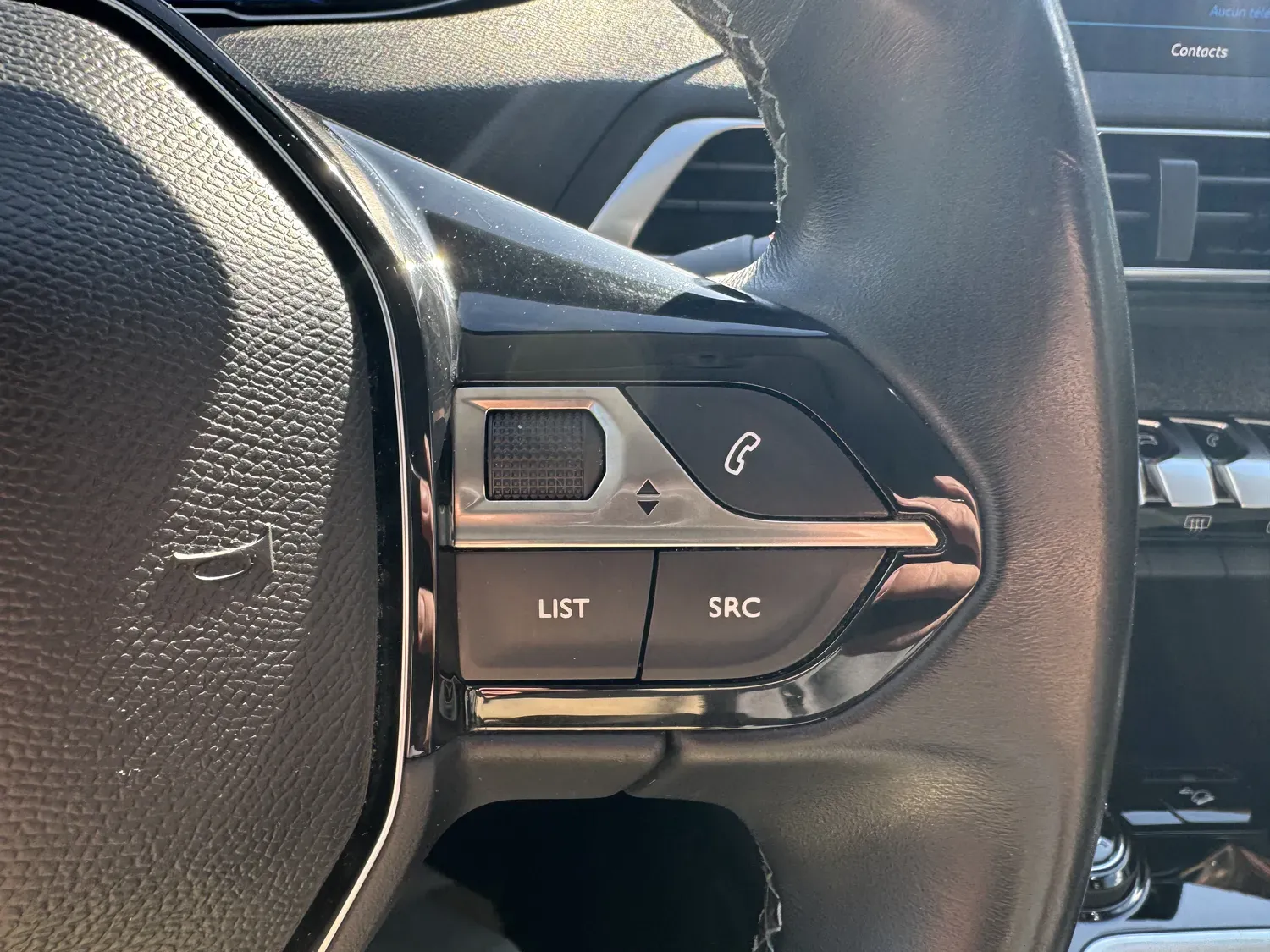 PEUGEOT 3008 1.2 130 CROSSWAY