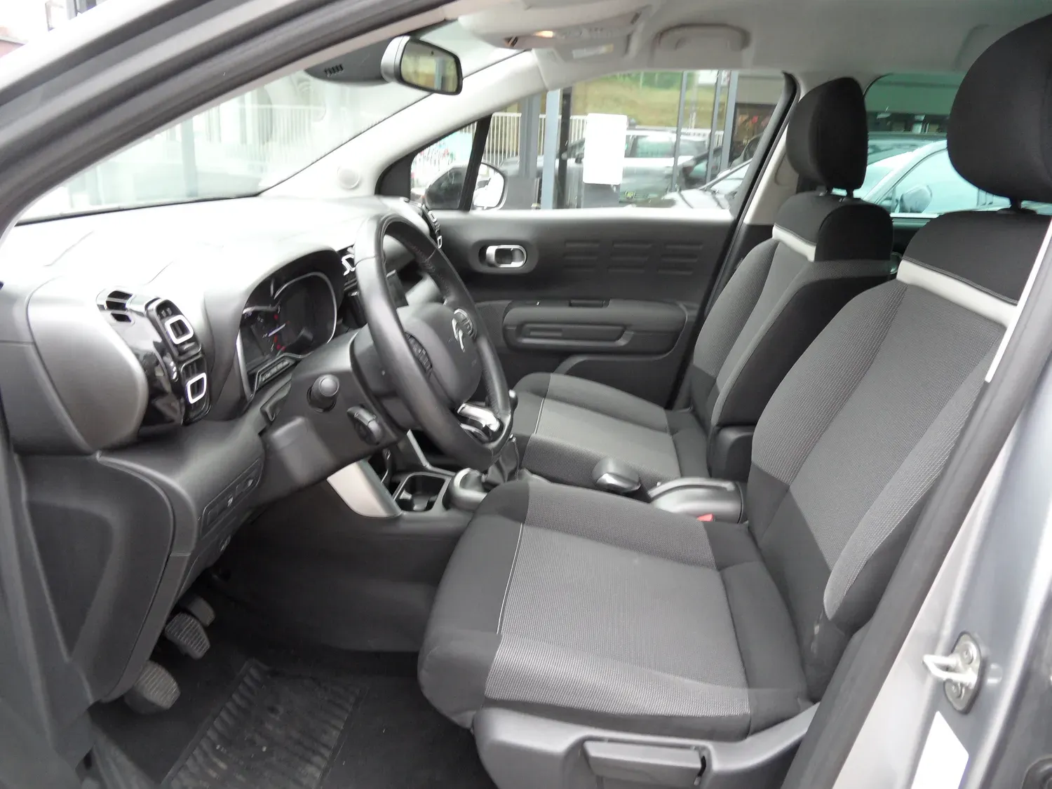 CITROEN C3 AIRCROSS. 1.2 110 SHINE