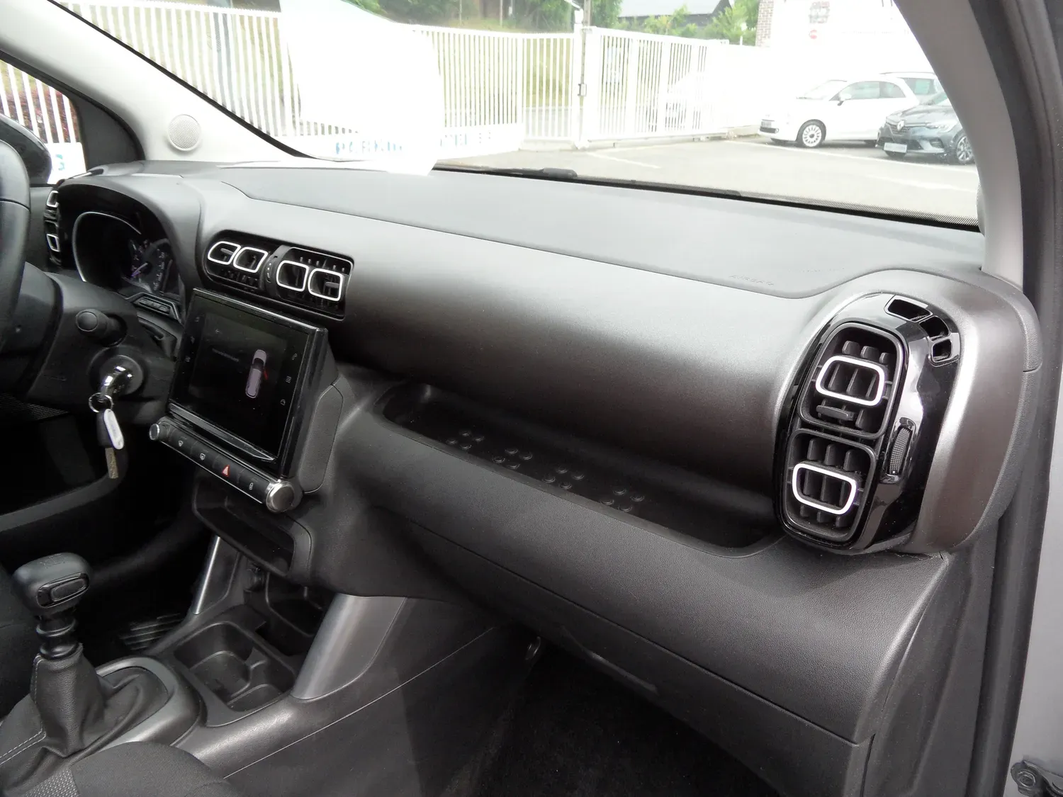 CITROEN C3 AIRCROSS. 1.2 110 SHINE