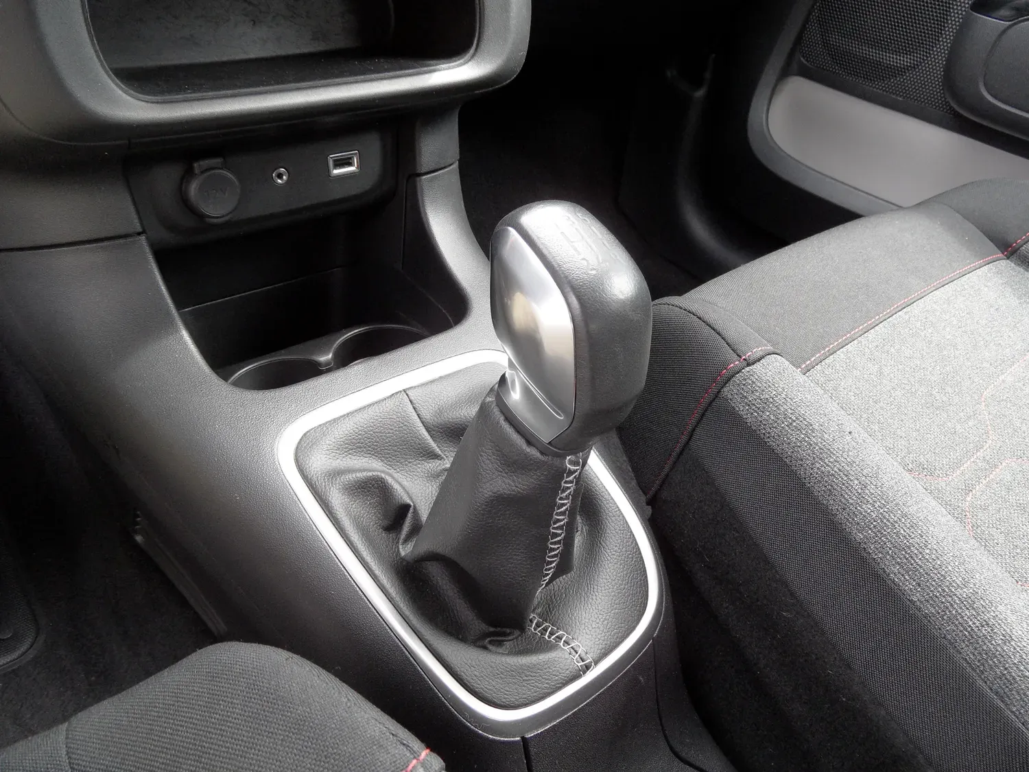 CITROEN C3 1.2 SHINE 82