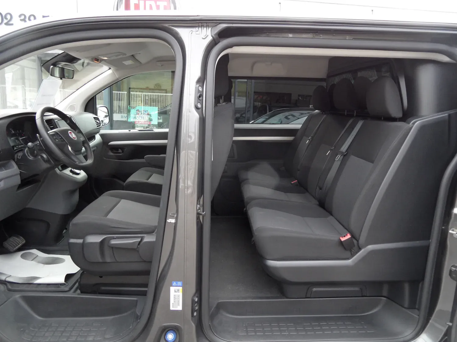 FIAT SCUDO CA 5 PLACES 2.0 MULTIJET 180 PRO LOUNGE BVA8