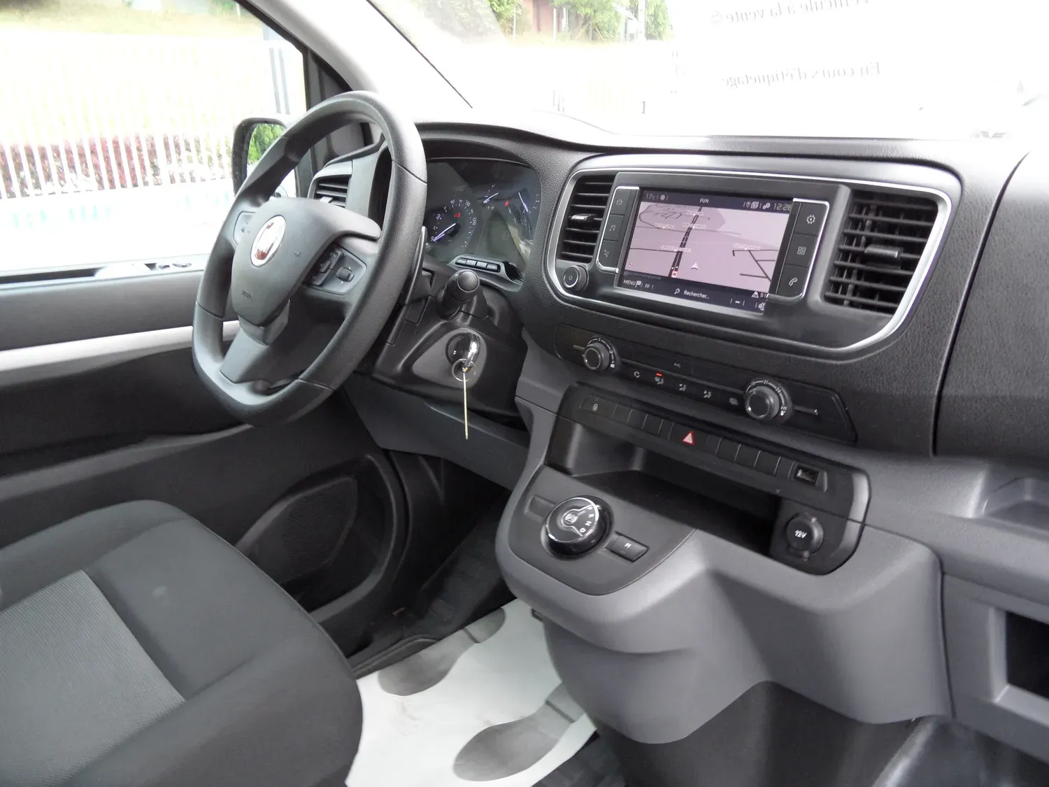 FIAT SCUDO CA 5 PLACES 2.0 MULTIJET 180 PRO LOUNGE BVA8