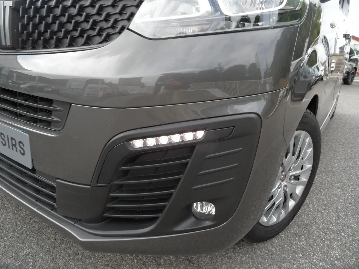 FIAT SCUDO CA 5 PLACES 2.0 MULTIJET 180 PRO LOUNGE BVA8