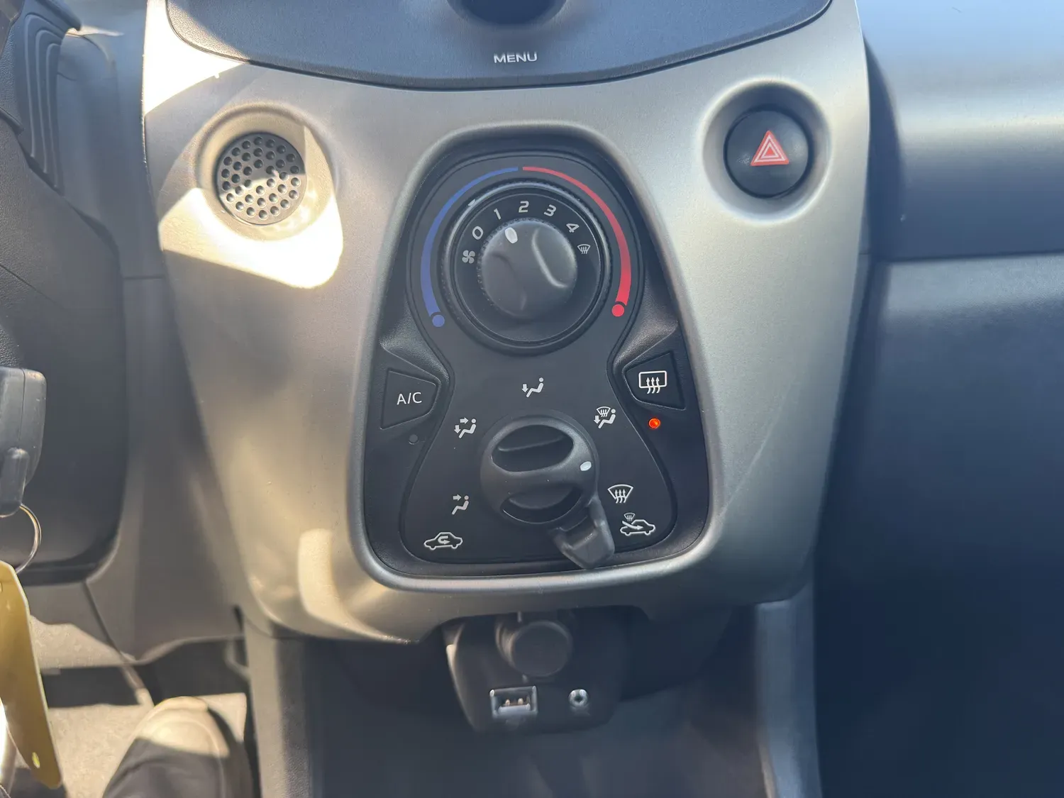 TOYOTA AYGO 1.0 VVT-I 69 X PLAY