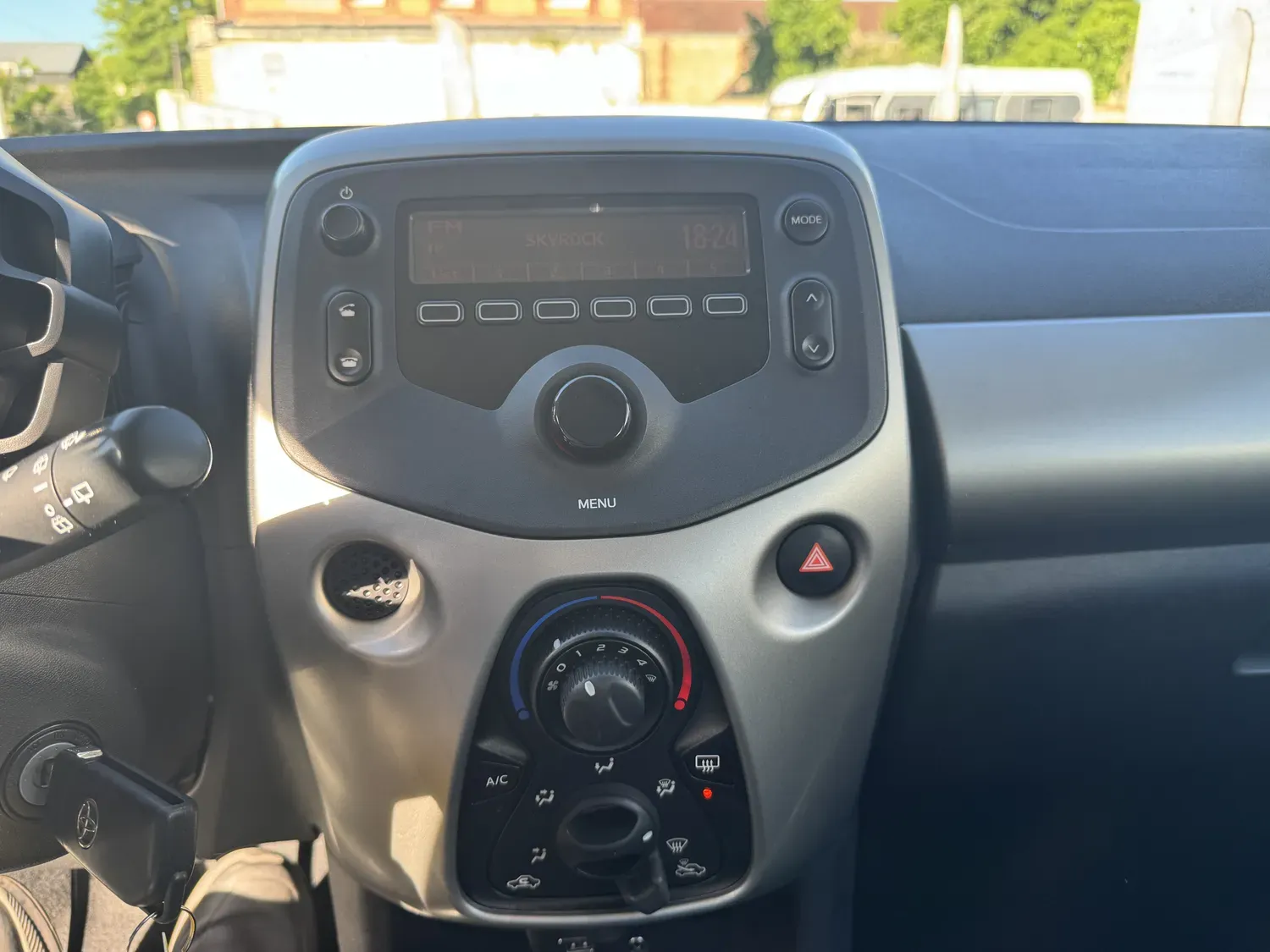 TOYOTA AYGO 1.0 VVT-I 69 X PLAY