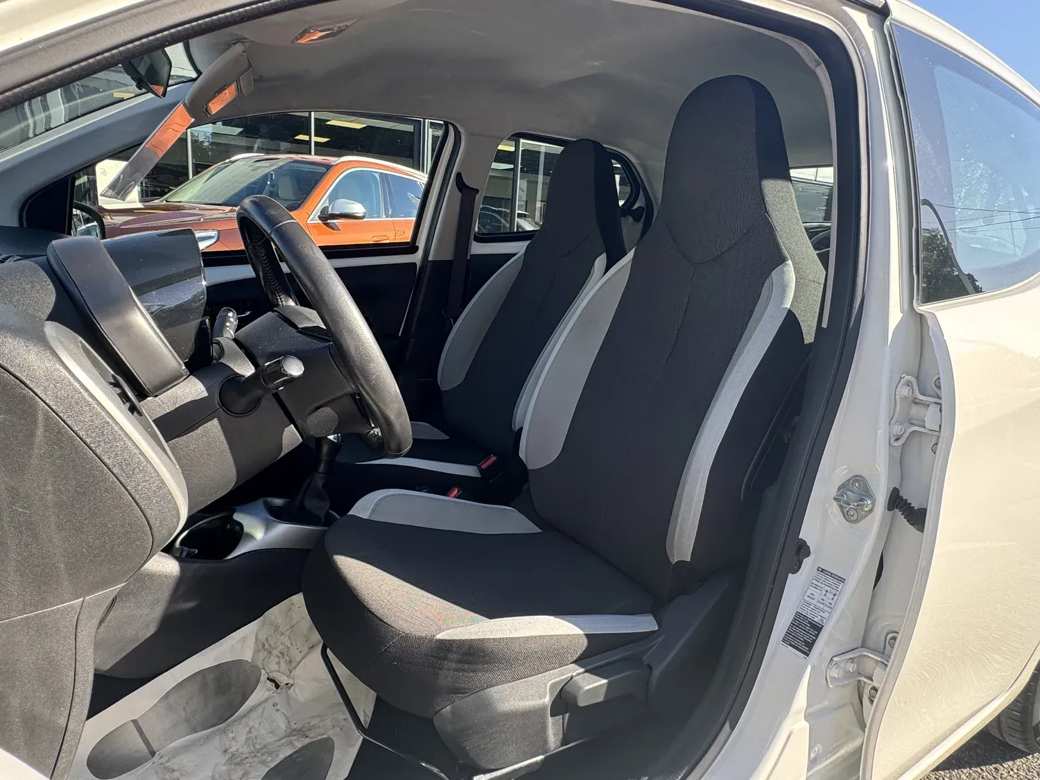 TOYOTA AYGO 1.0 VVT-I 69 X PLAY