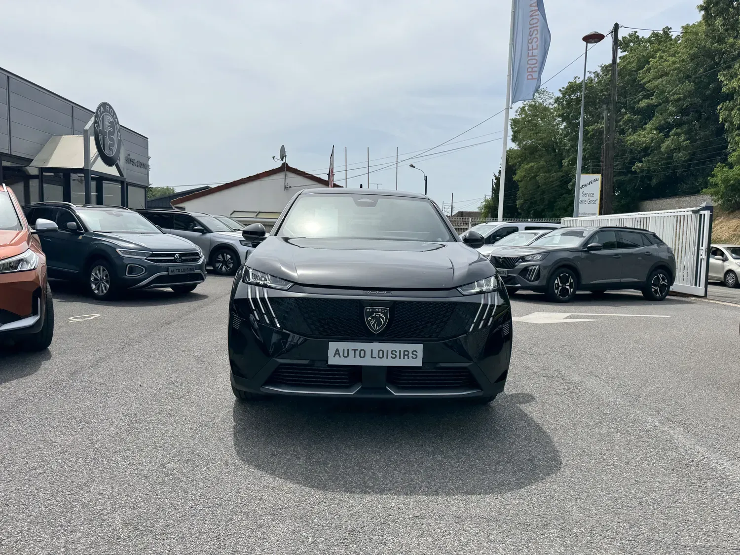 PEUGEOT 3008 1.2 HYBRID ALLURE 