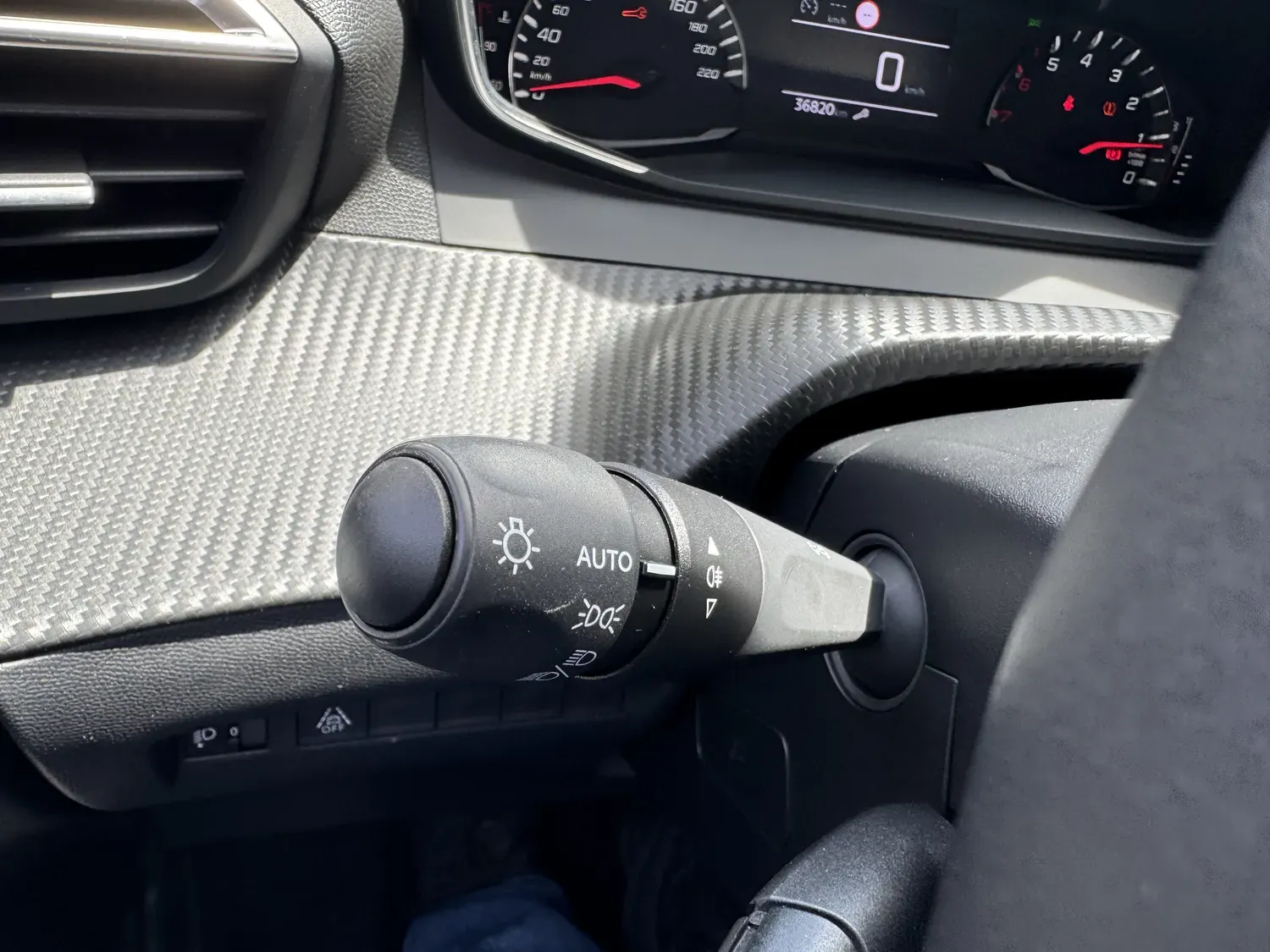 PEUGEOT 208 II 1.2 100 S&S ALLURE BVM6