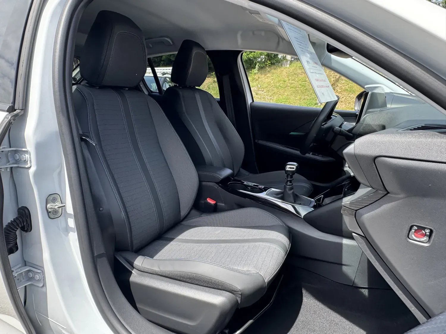PEUGEOT 208 II 1.2 100 S&S ALLURE BVM6