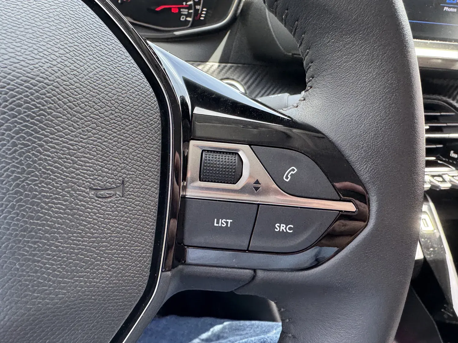 PEUGEOT 208 II 1.2 100 S&S ALLURE BVM6