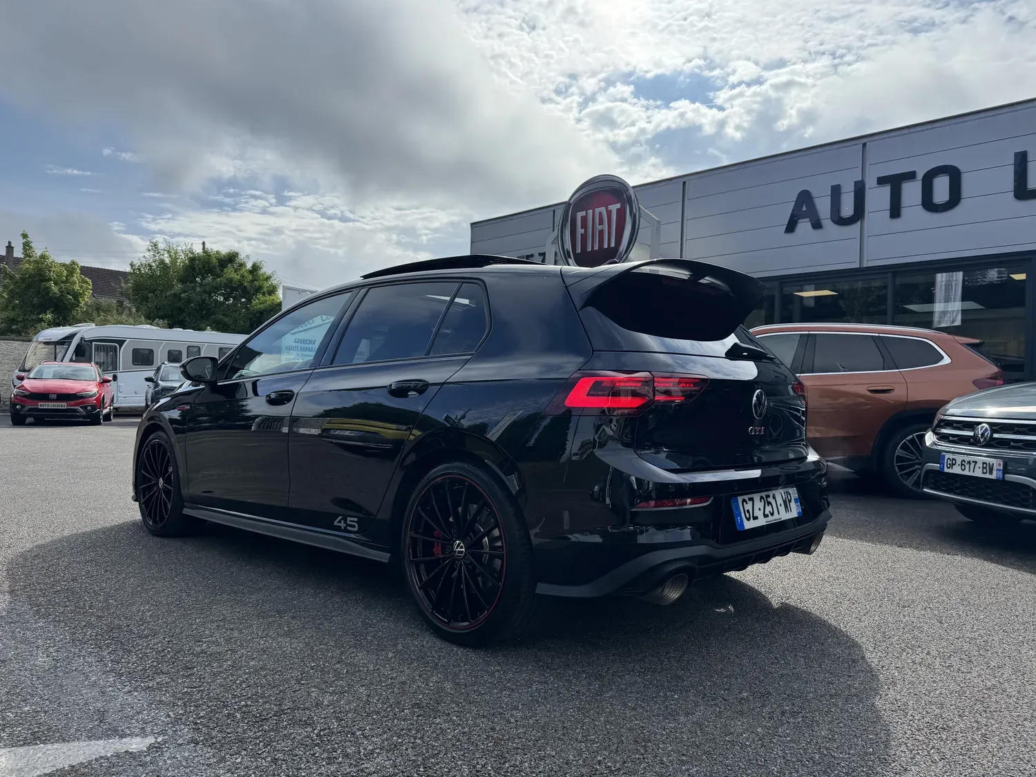 VOLKSWAGEN GOLF VIII 2.0 TSI 300 GTI CLUBSPORT 45 DSG7