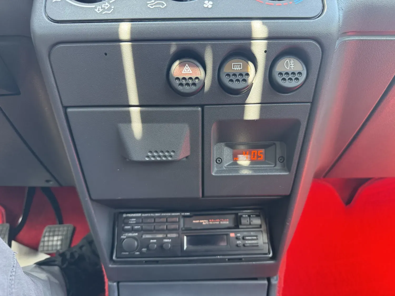 PEUGEOT 205 GTI 130