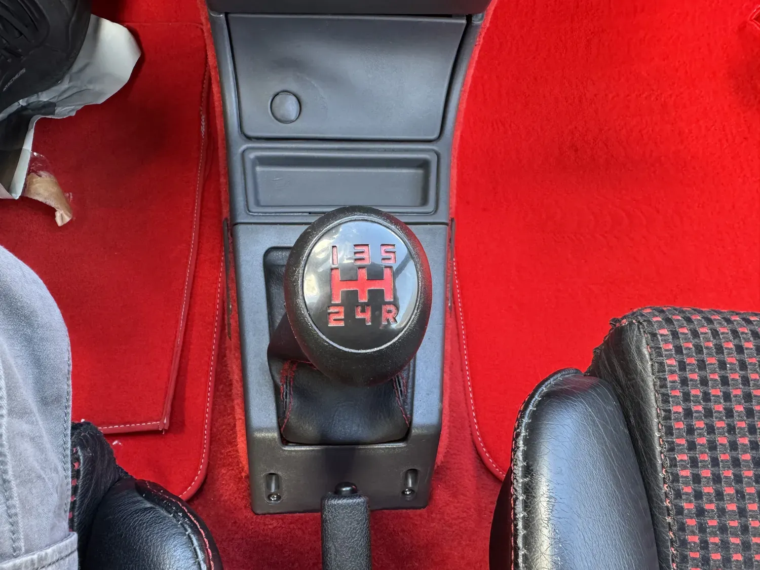 PEUGEOT 205 GTI 130