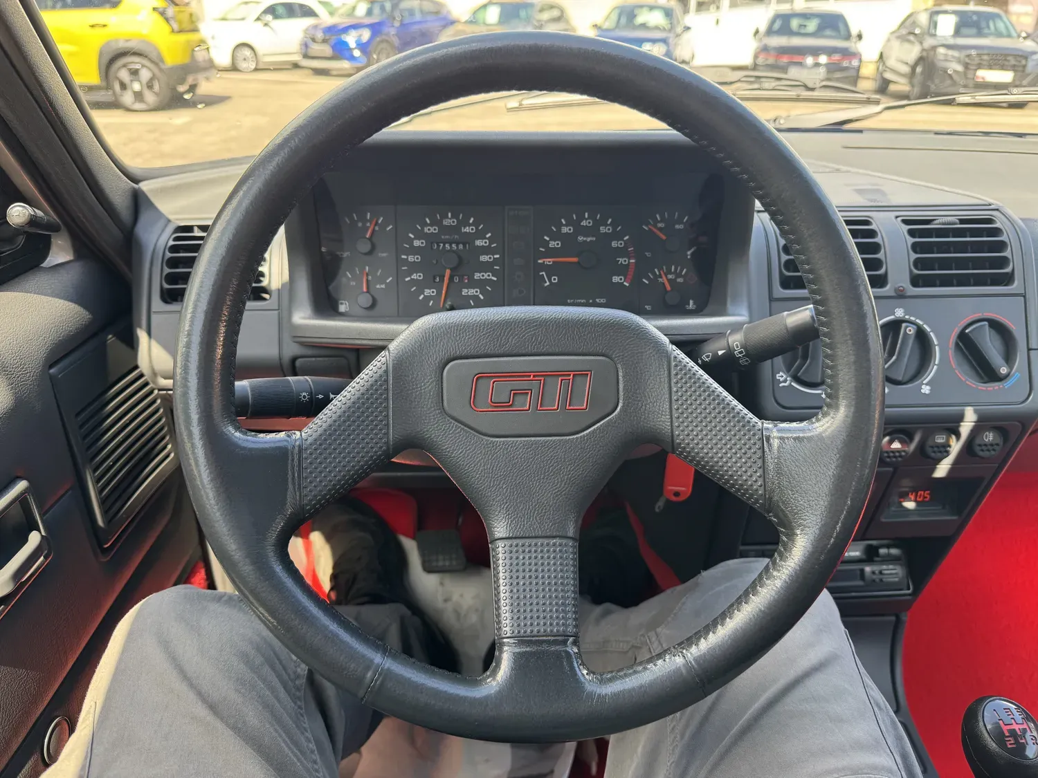 PEUGEOT 205 GTI 130
