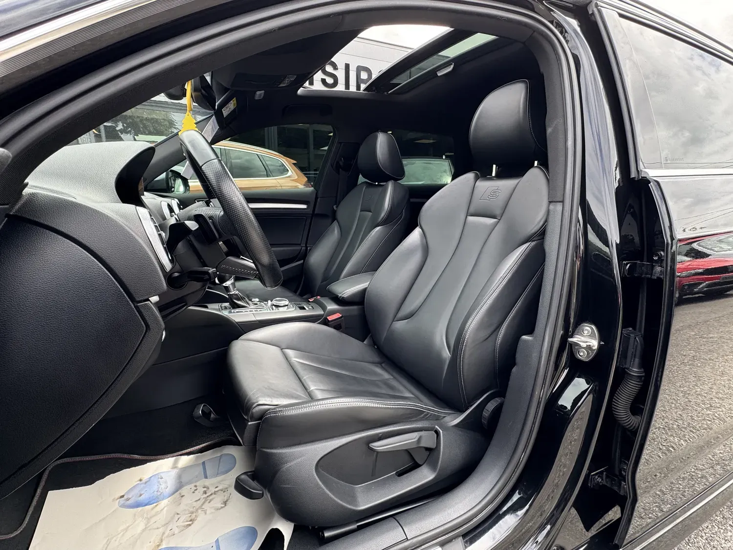 AUDI A3 SPORTBACK S3  310 S TRONIC