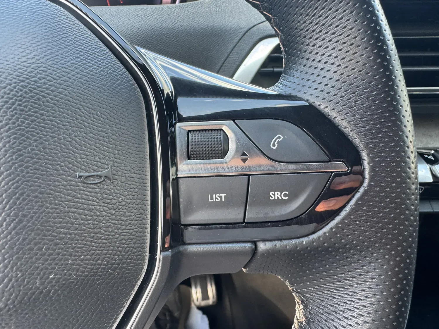 PEUGEOT 3008 1.2 130 S&S GT BVM6