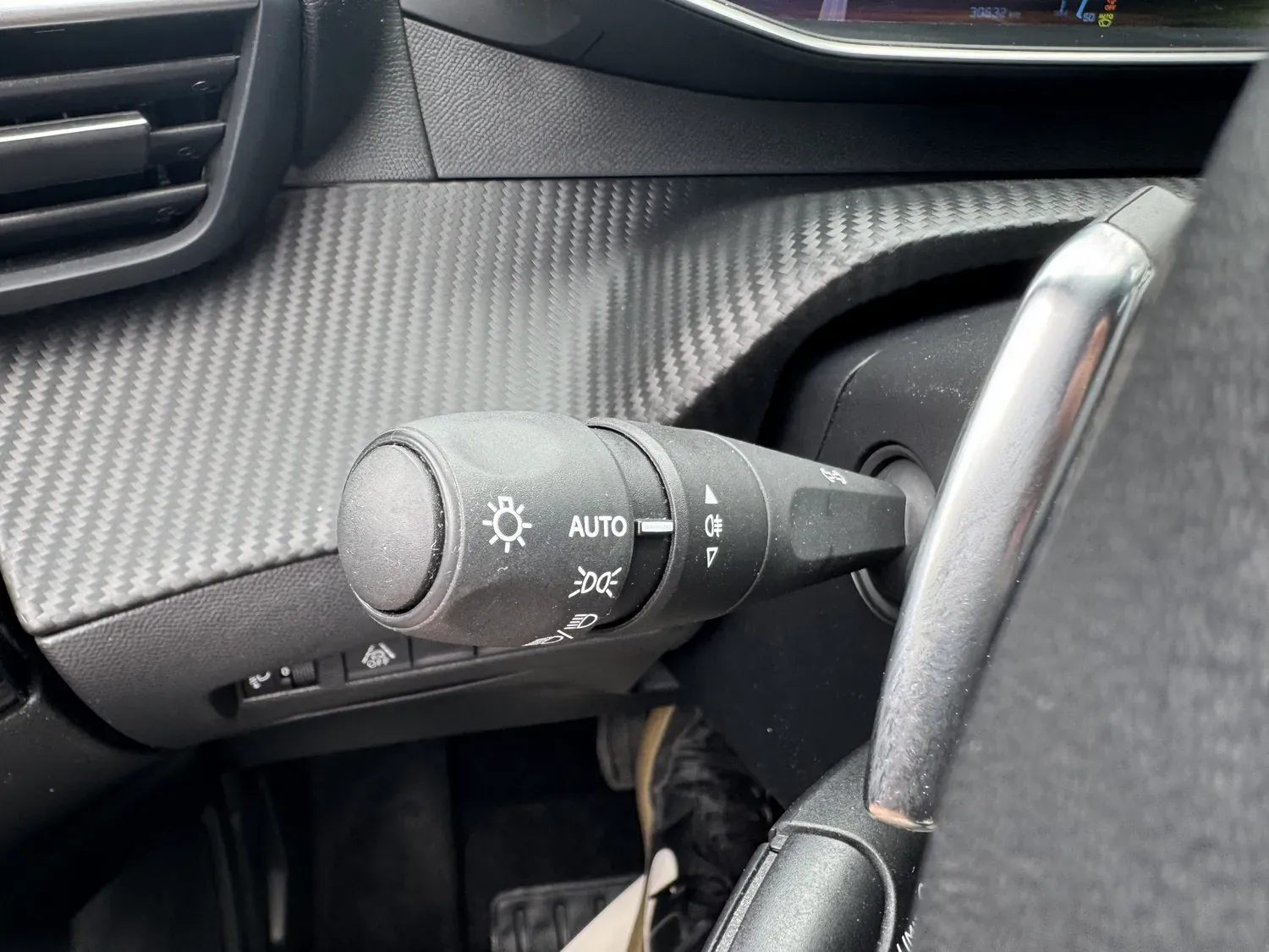 PEUGEOT 2008 II 1.2 130 S&S ALLURE EAT8