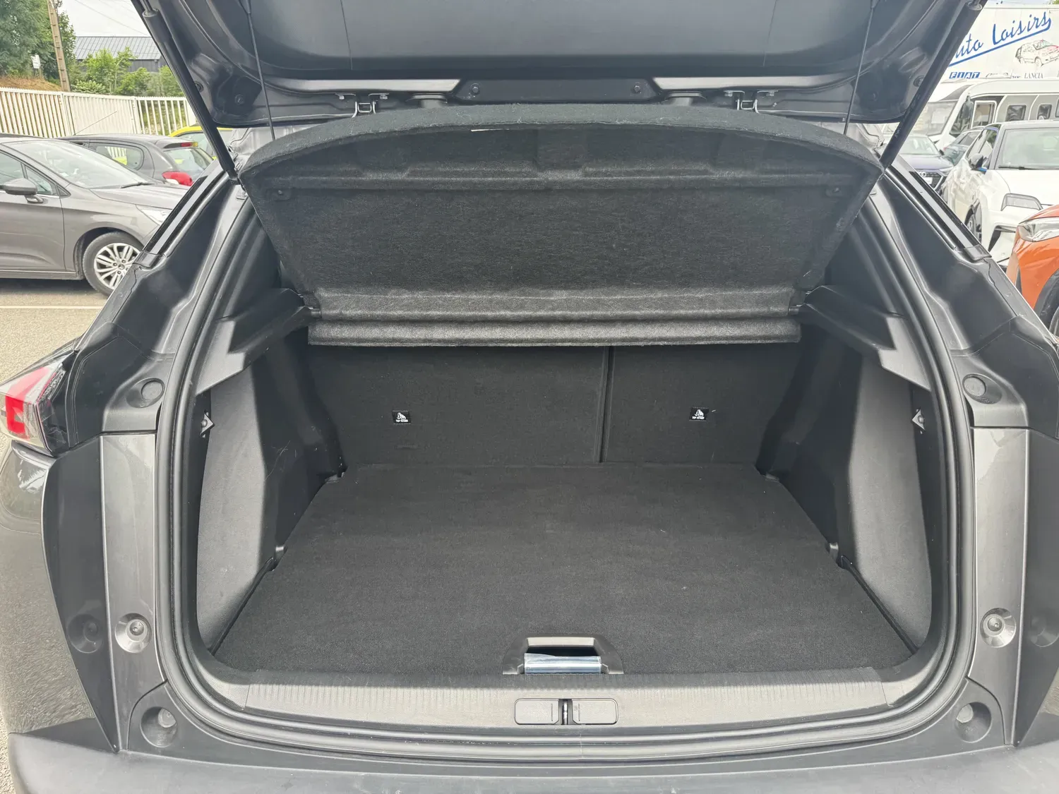 PEUGEOT 2008 II 1.2 130 S&S ALLURE EAT8