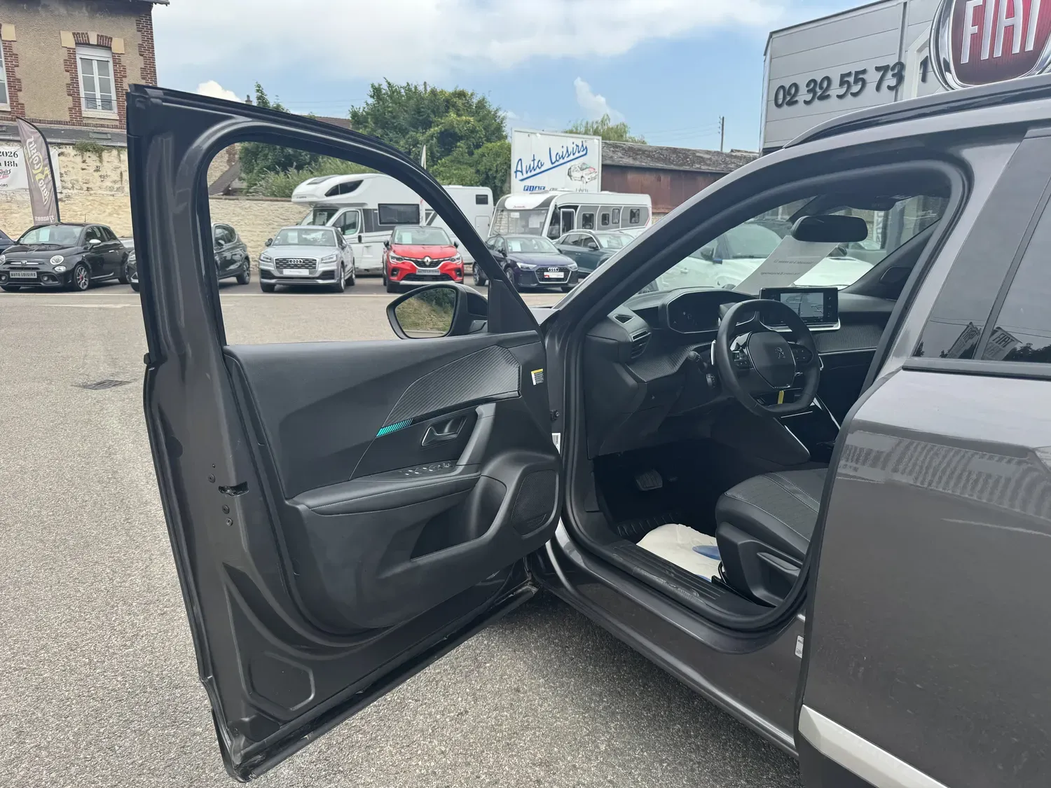 PEUGEOT 2008 II 1.2 130 S&S ALLURE EAT8