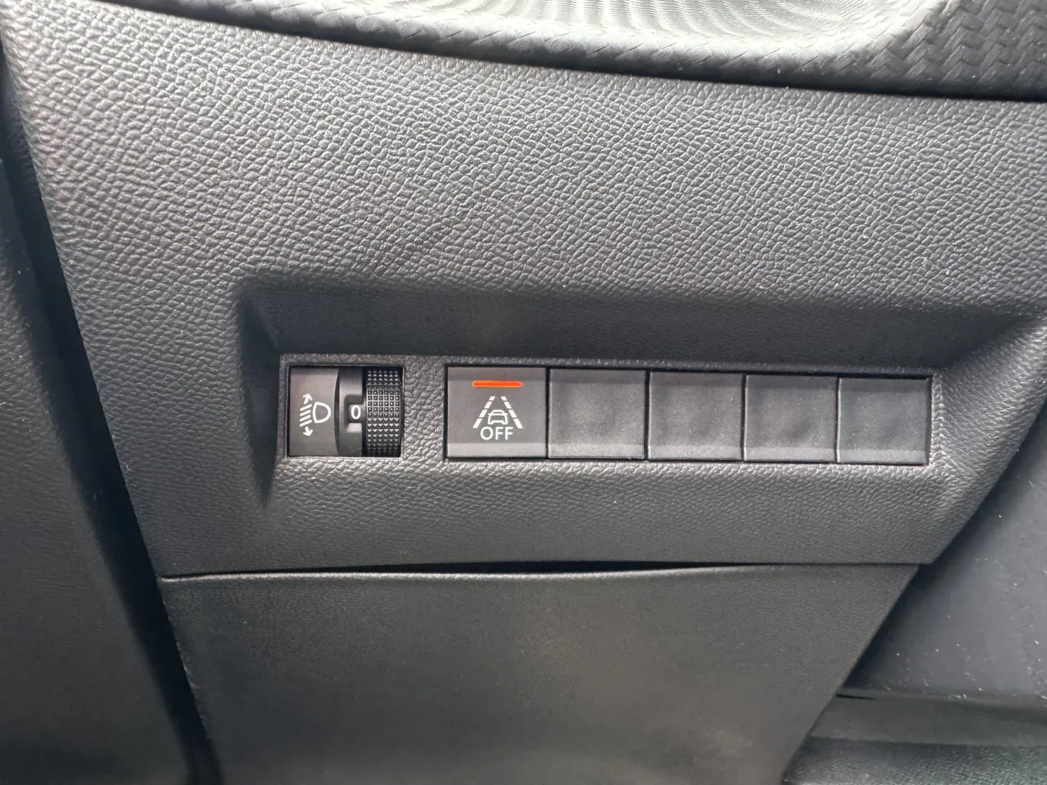 PEUGEOT 2008 II 1.2 130 S&S ALLURE EAT8