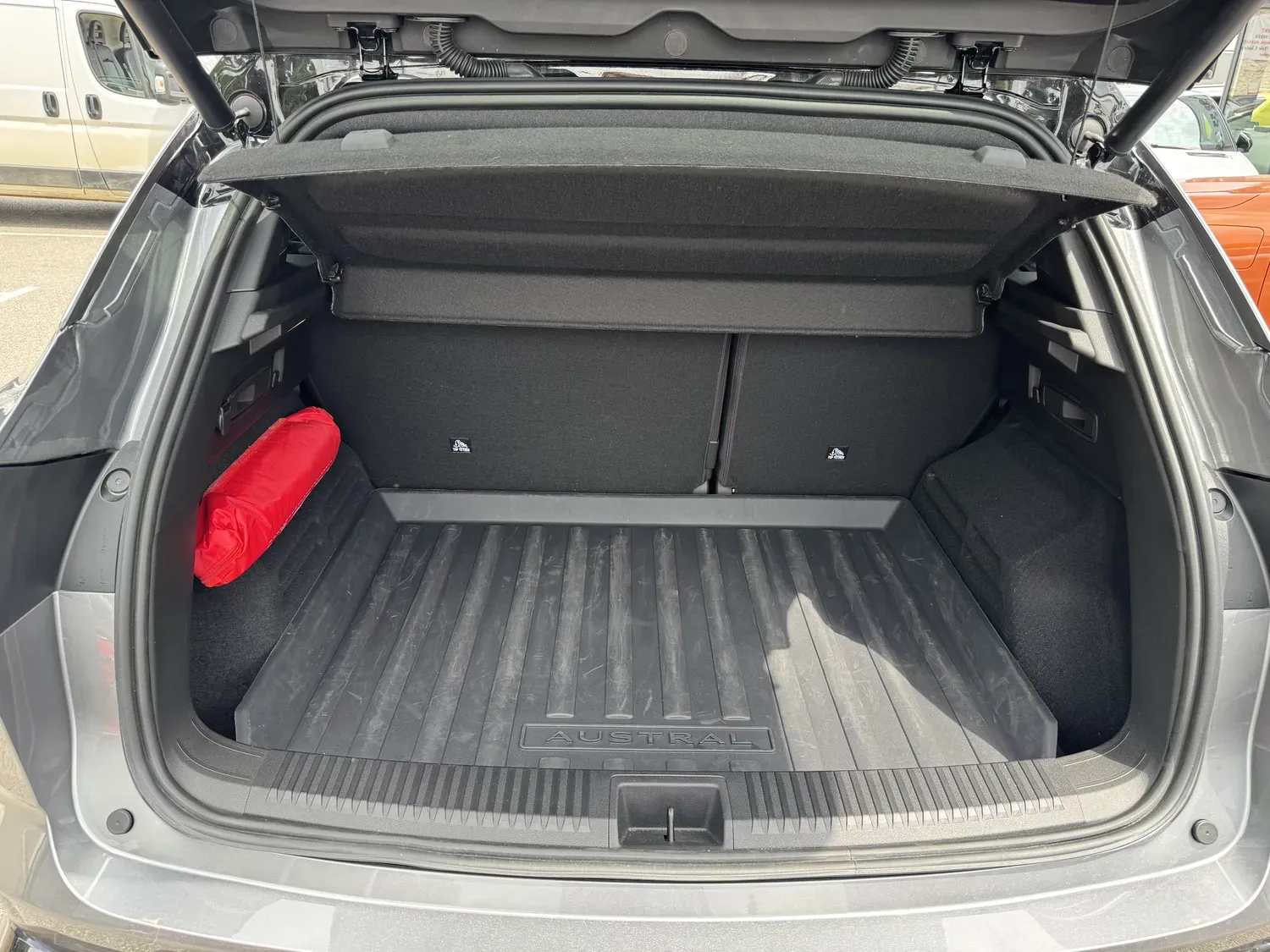 RENAULT AUSTRAL 1.2 FULL HYBRID E-TECH 200 TECHNO