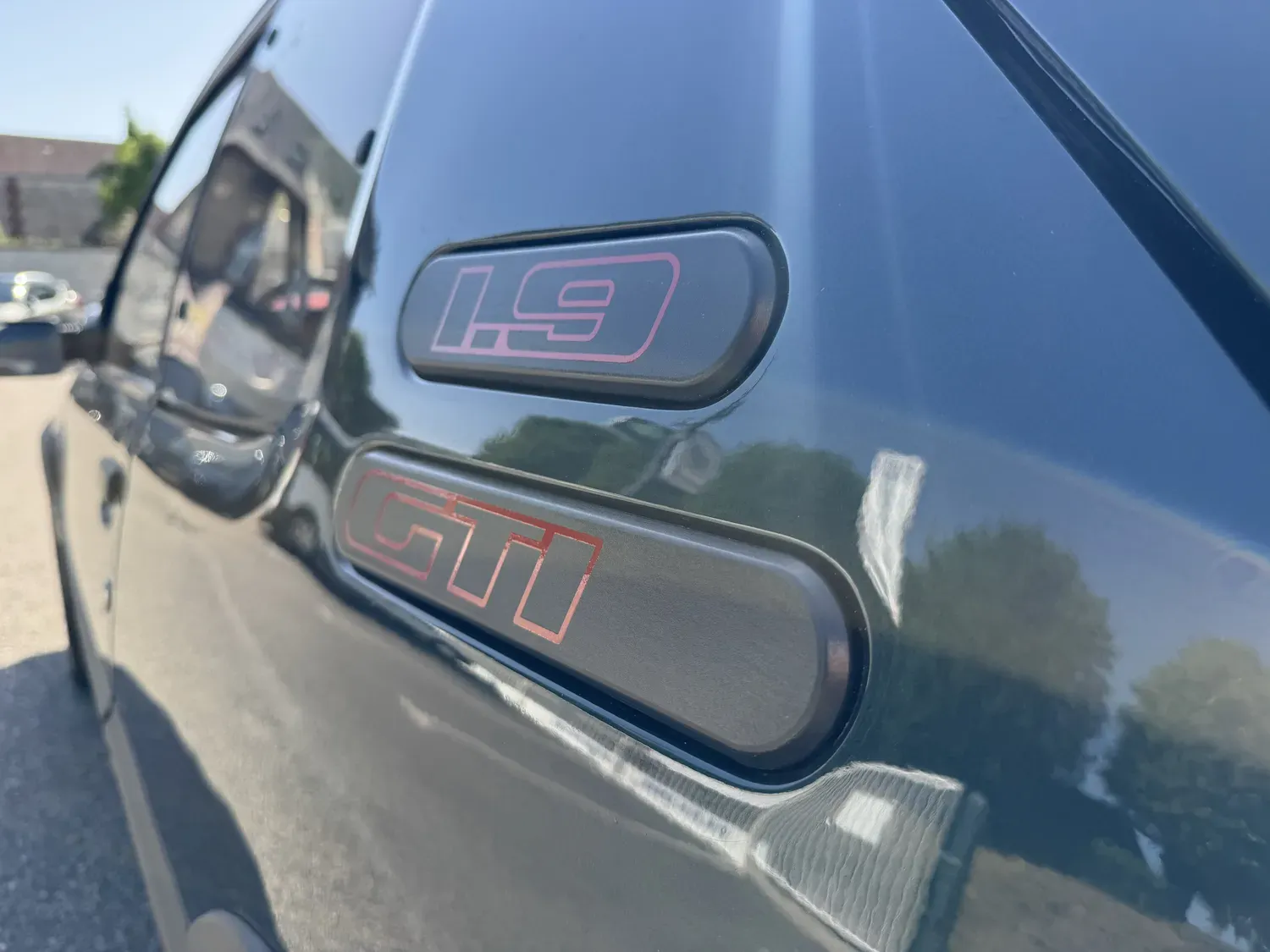 PEUGEOT 205 GTI 130 VERT SORRENTO